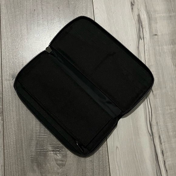 Ten Tree Zip-Around Wallet - Picture 2 of 4